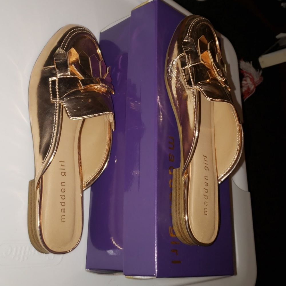 Madden Girl Sandles